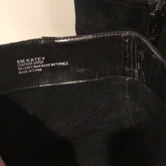 Etienne Aigner Katey Black Suede Leather Heel Boots Square Toe Womens Size 8 - Picture 4 of 7